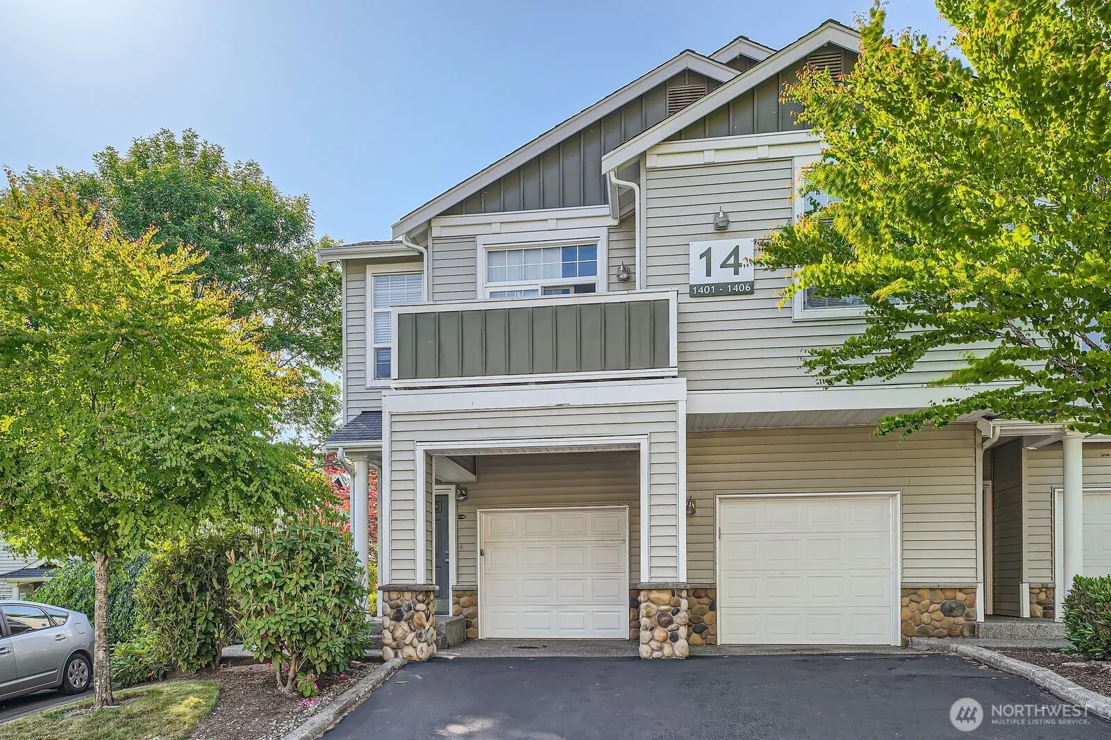 1855 Trossachs Boulevard SE #1404, Sammamish, WA 98075