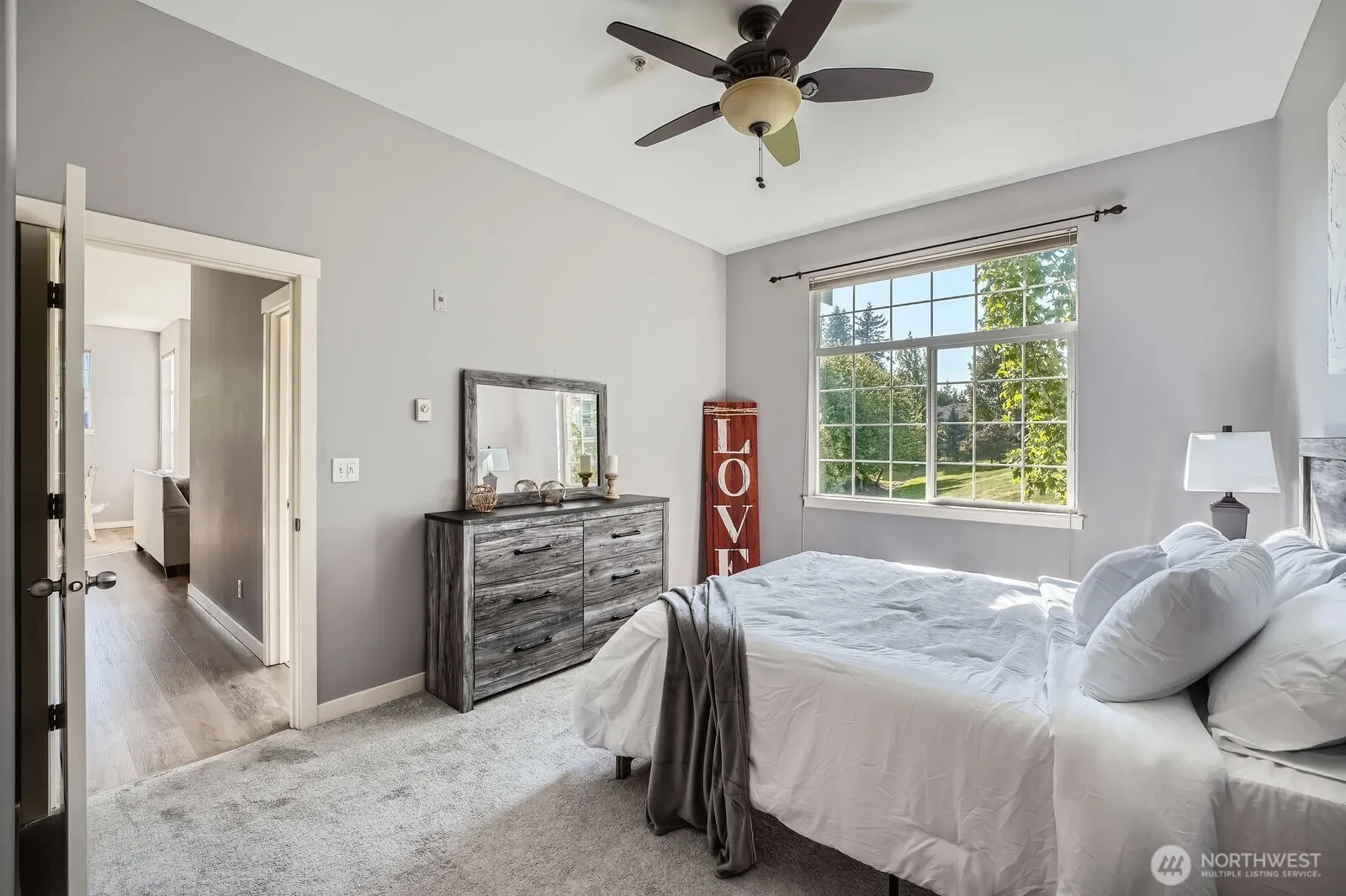 1855 Trossachs Boulevard SE #1404, Sammamish, WA 98075