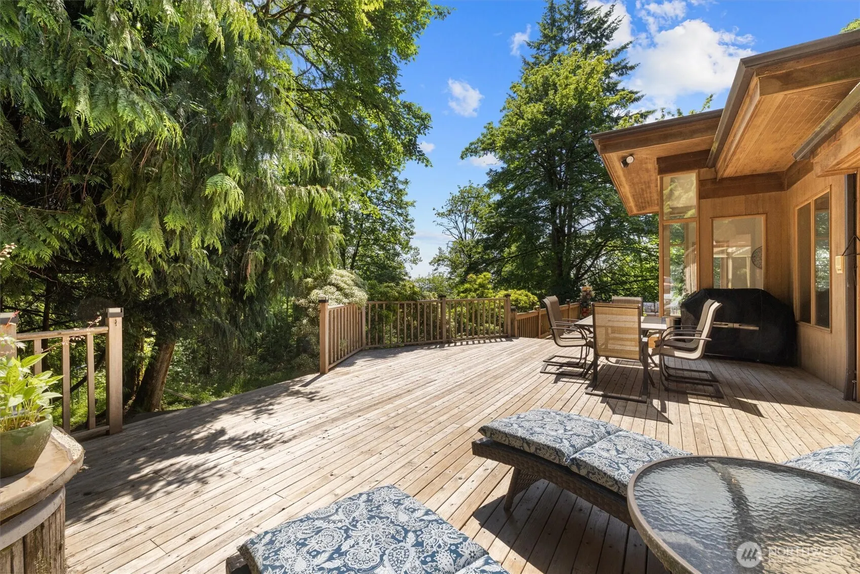 11700 198th Avenue SE, Issaquah, WA 98027
