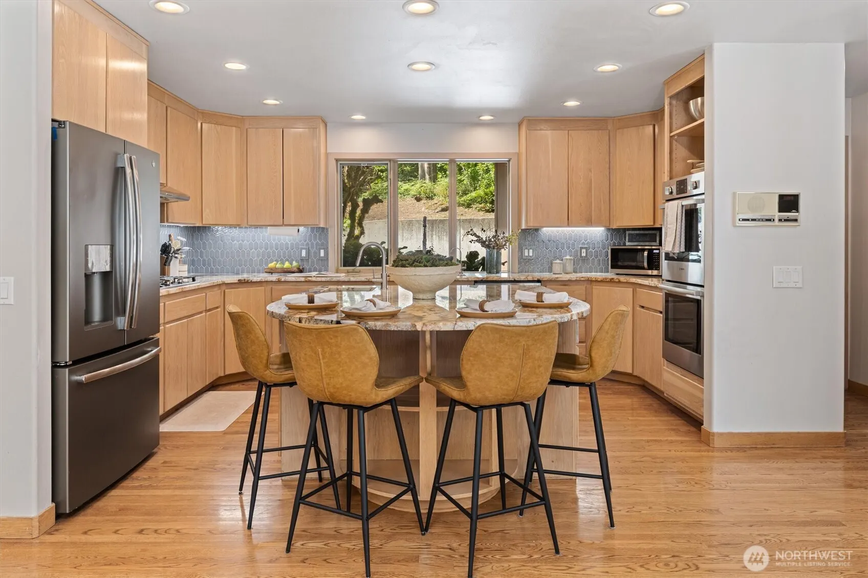 11700 198th Avenue SE, Issaquah, WA 98027