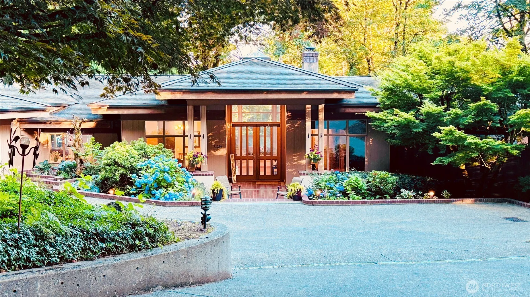 11700 198th Avenue SE, Issaquah, WA 98027