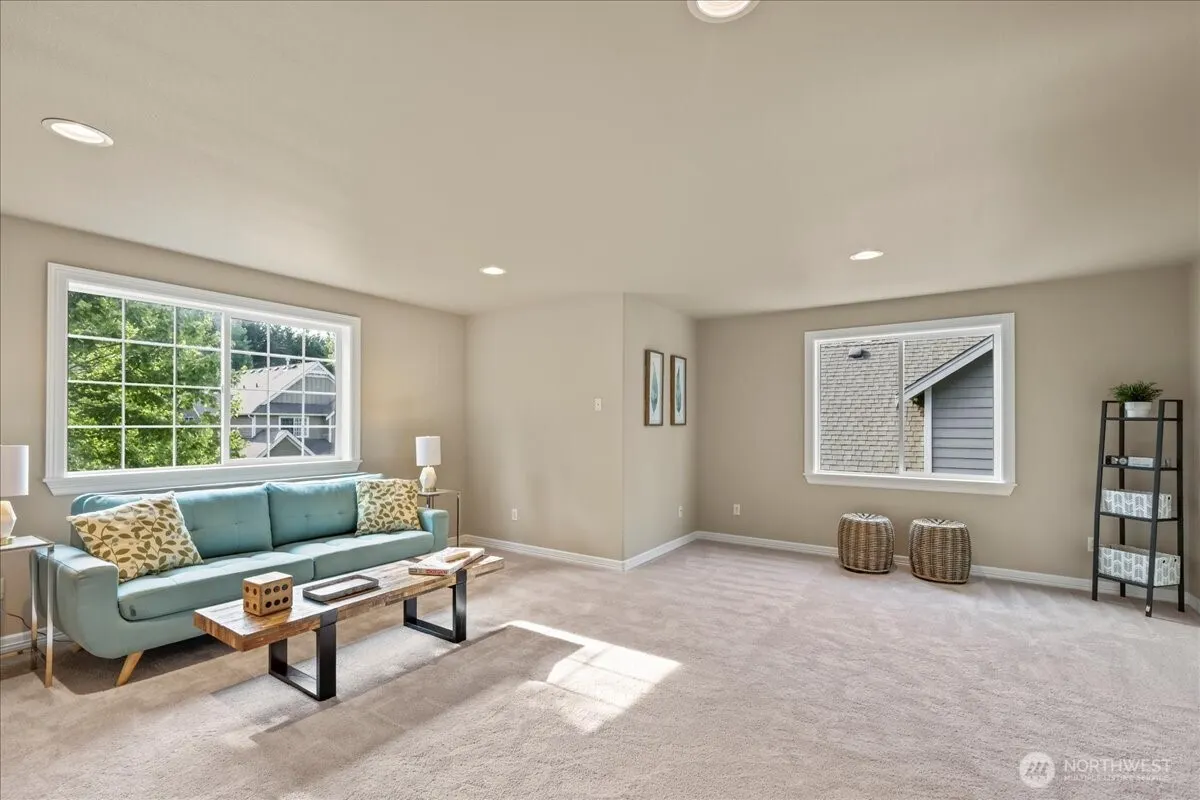 11526 160th Court NE, Redmond, WA 98052-2635