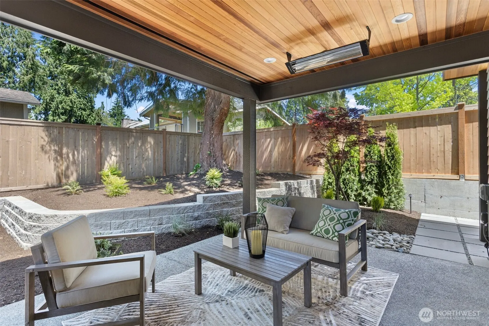 10168 NE 112th Place , Kirkland, WA 98033