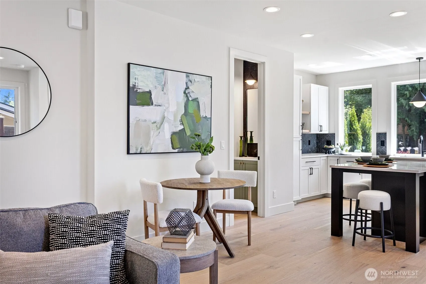 10168 NE 112th Place , Kirkland, WA 98033