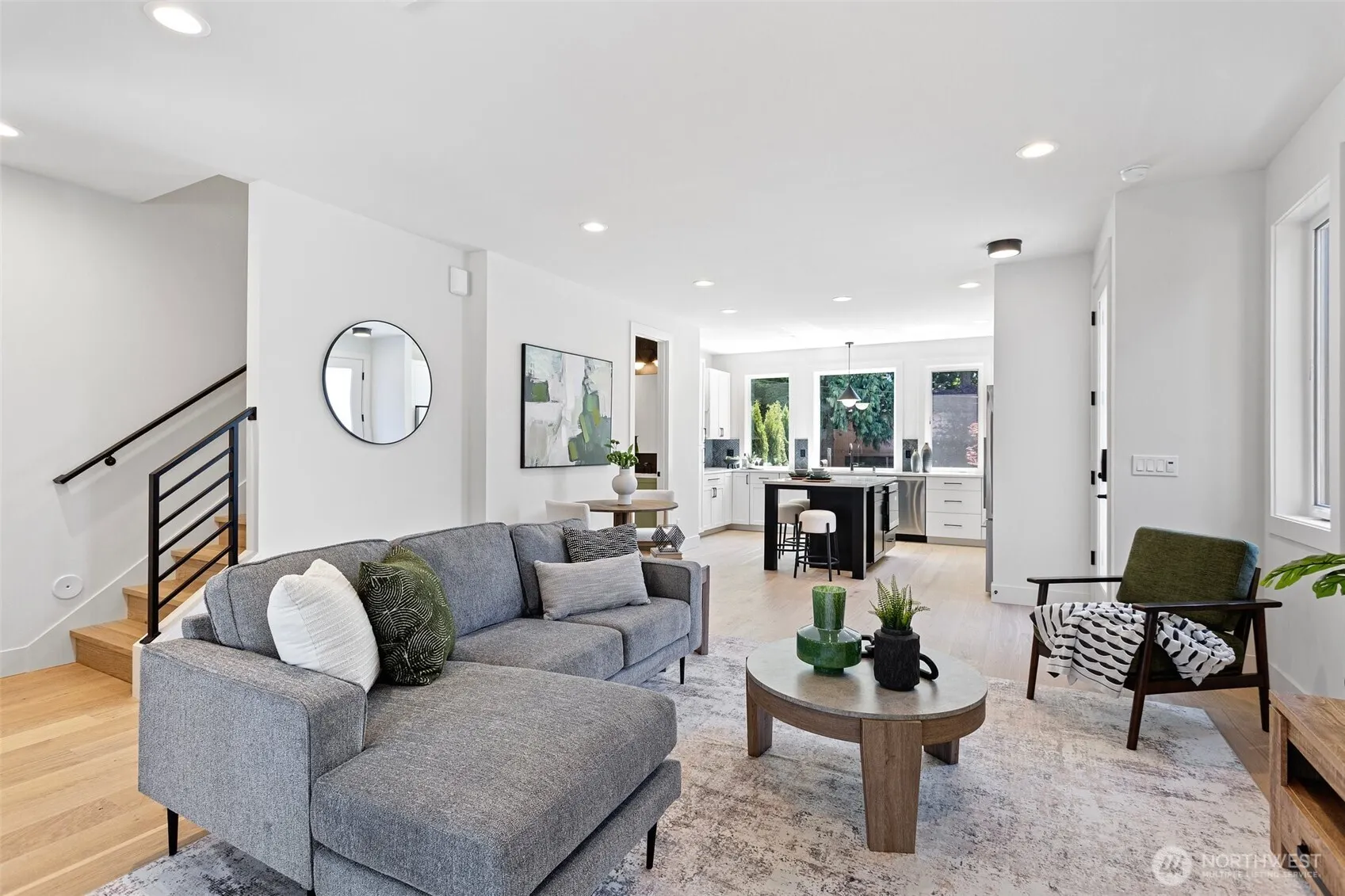 10168 NE 112th Place , Kirkland, WA 98033