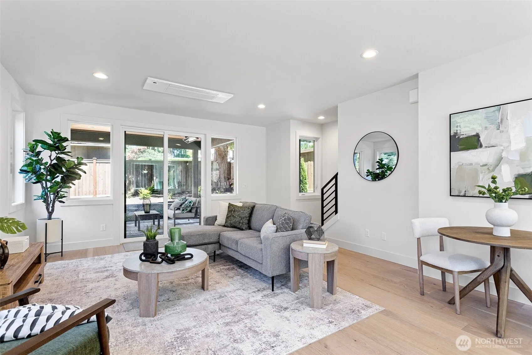 10168 NE 112th Place , Kirkland, WA 98033