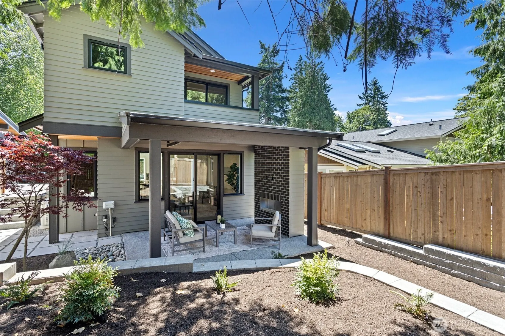 10168 NE 112th Place , Kirkland, WA 98033