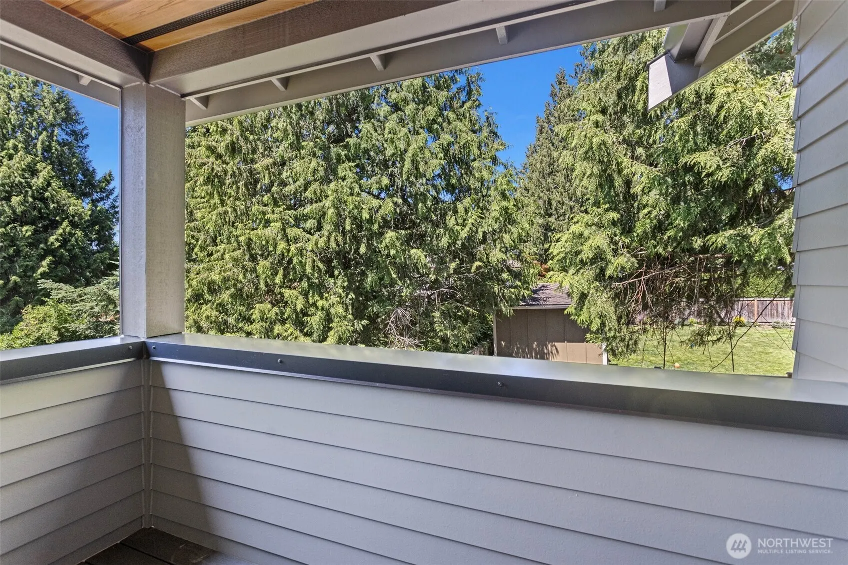 10168 NE 112th Place , Kirkland, WA 98033