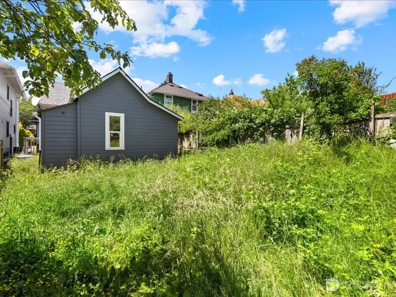 918 23rd Avenue , Seattle, WA 98122