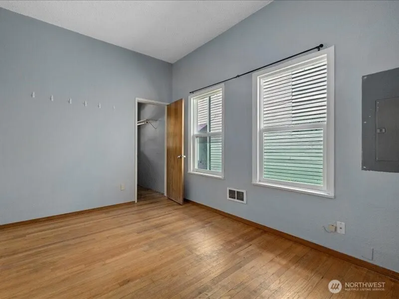 918 23rd Avenue , Seattle, WA 98122
