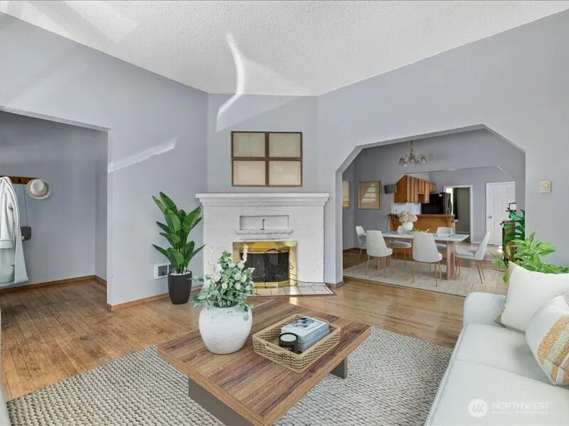 918 23rd Avenue , Seattle, WA 98122