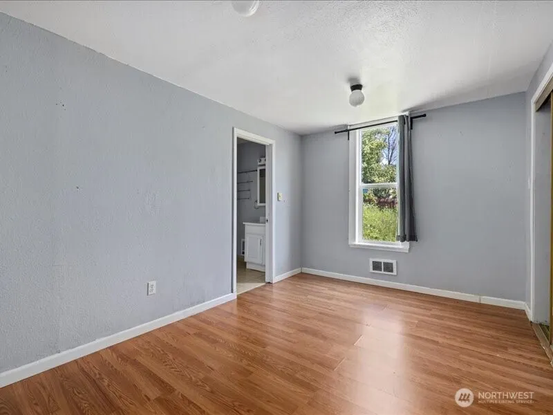 918 23rd Avenue , Seattle, WA 98122