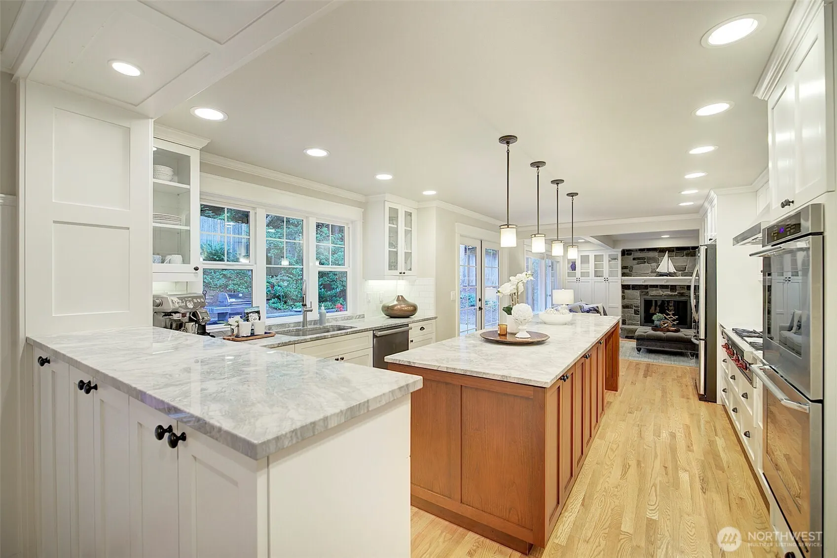 22328 NE 19th Street , Sammamish, WA 98074-4142