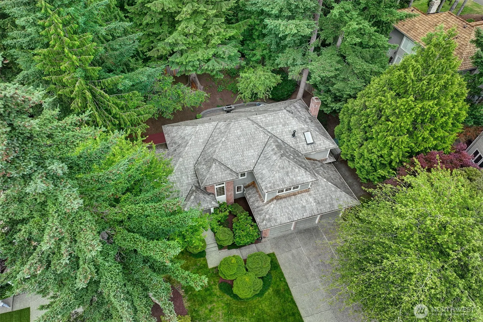 22328 NE 19th Street , Sammamish, WA 98074-4142