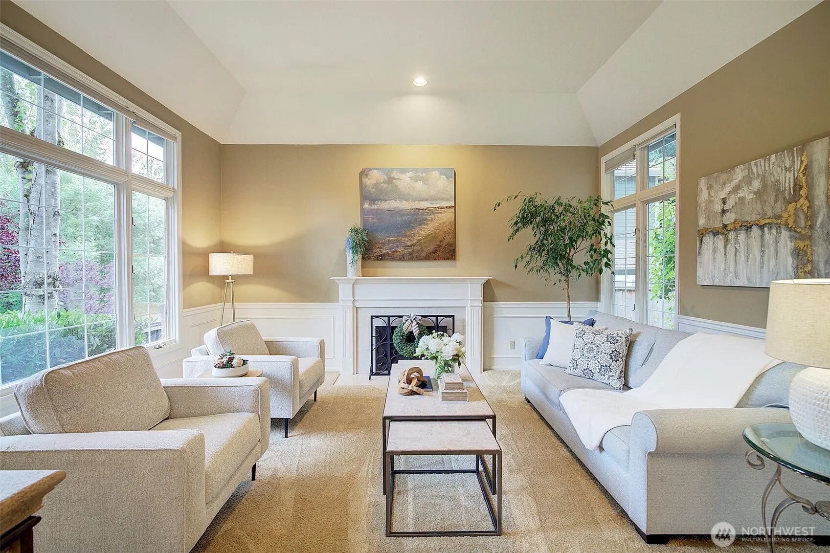 22328 NE 19th Street , Sammamish, WA 98074-4142