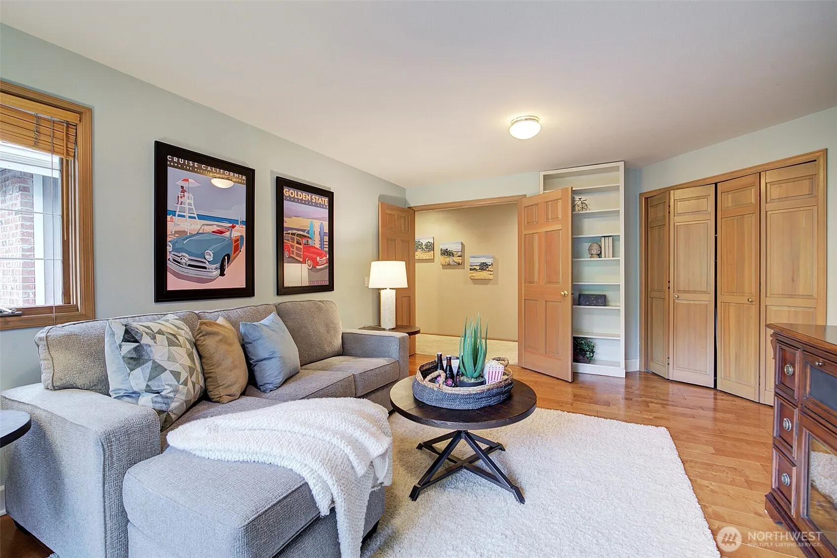 22328 NE 19th Street , Sammamish, WA 98074-4142