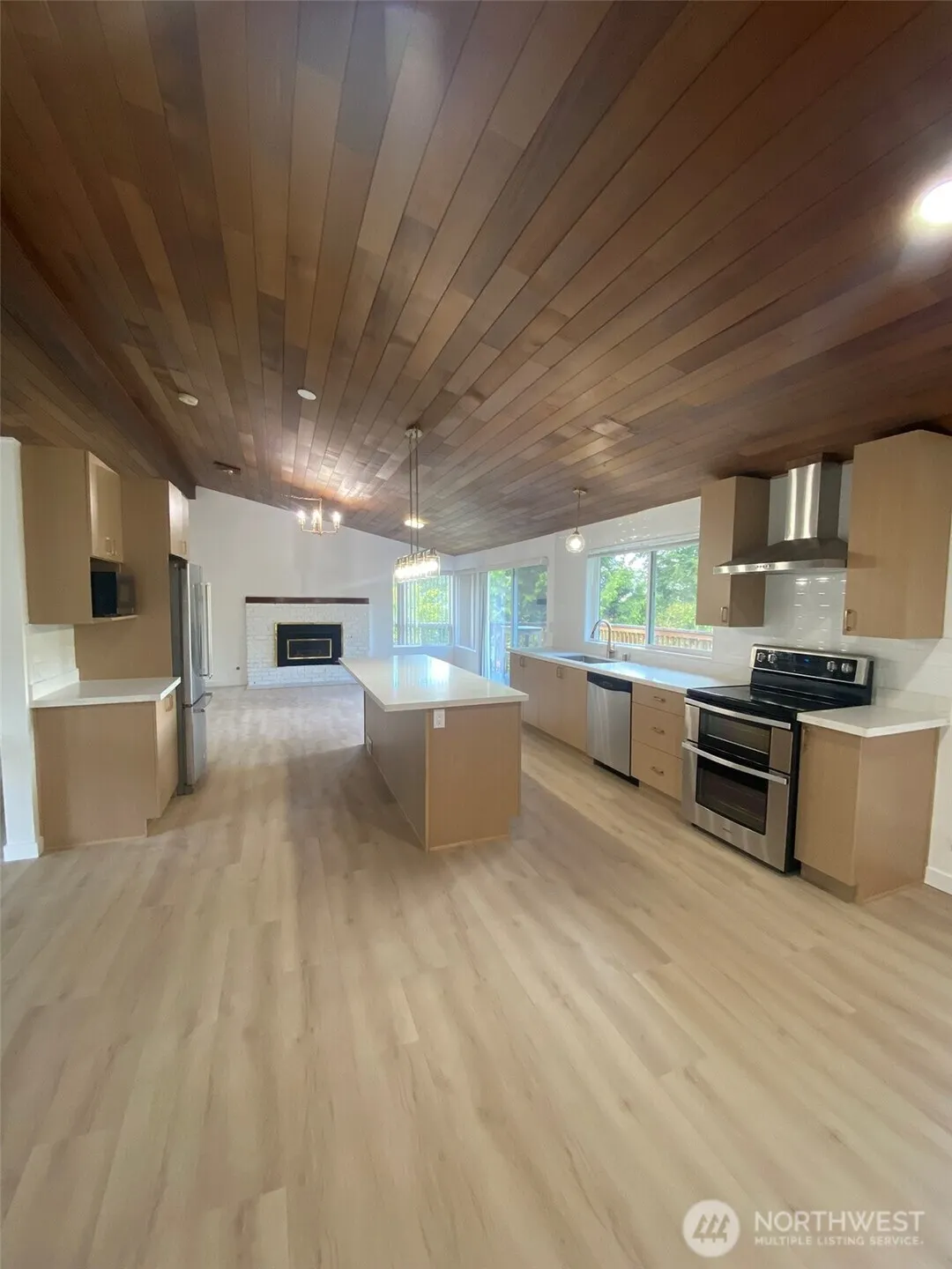 8508 142nd Avenue NE, Redmond, WA 98052