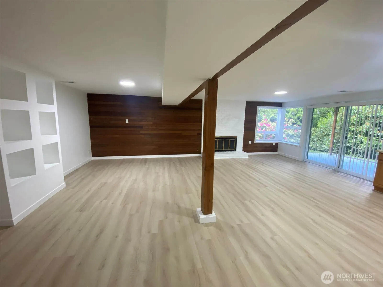 8508 142nd Avenue NE, Redmond, WA 98052