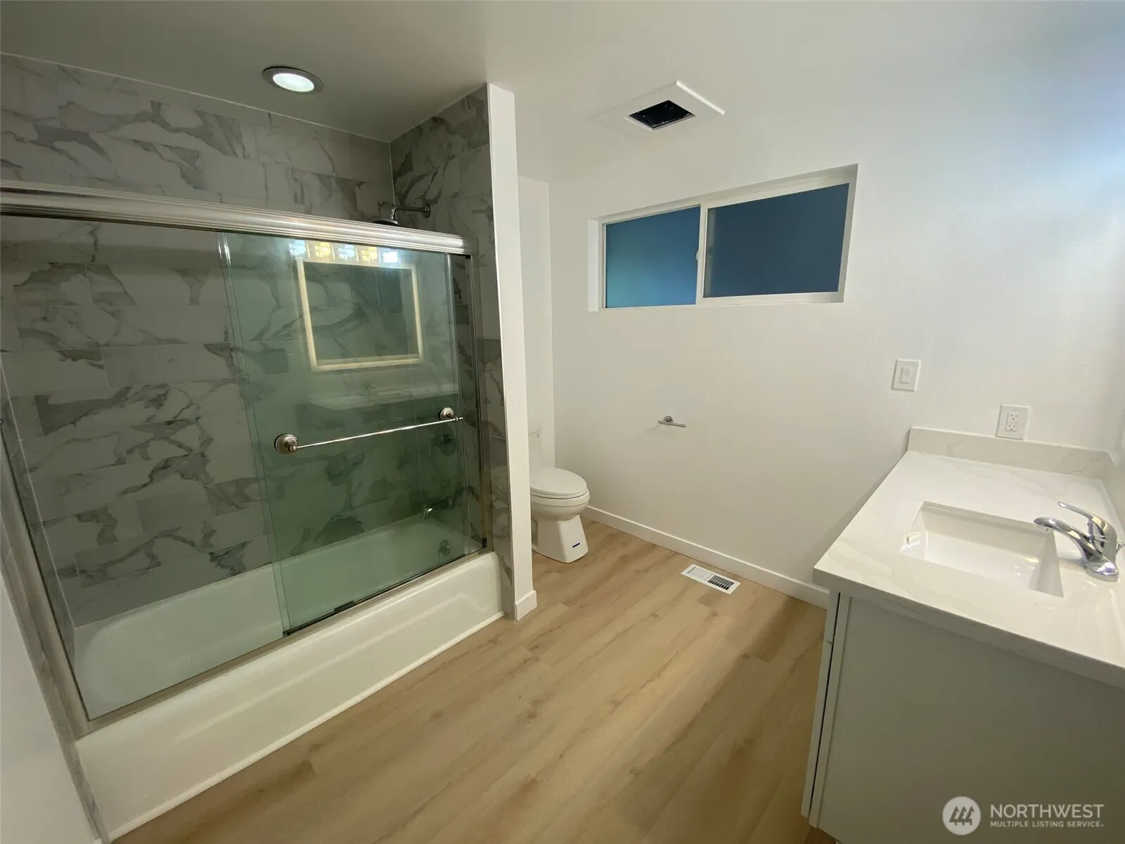 8508 142nd Avenue NE, Redmond, WA 98052