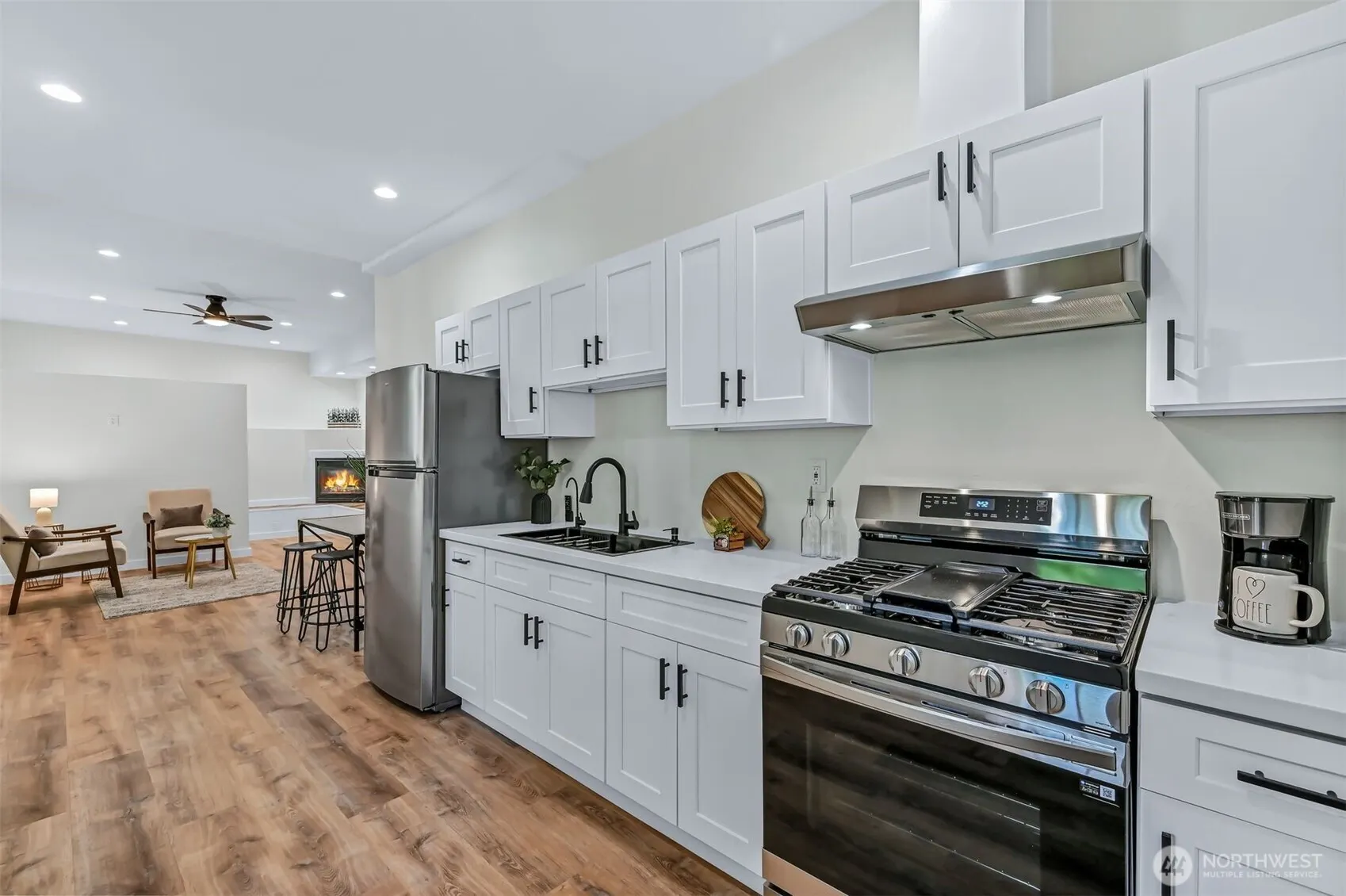 1511 208th Avenue NE, Sammamish, WA 98074