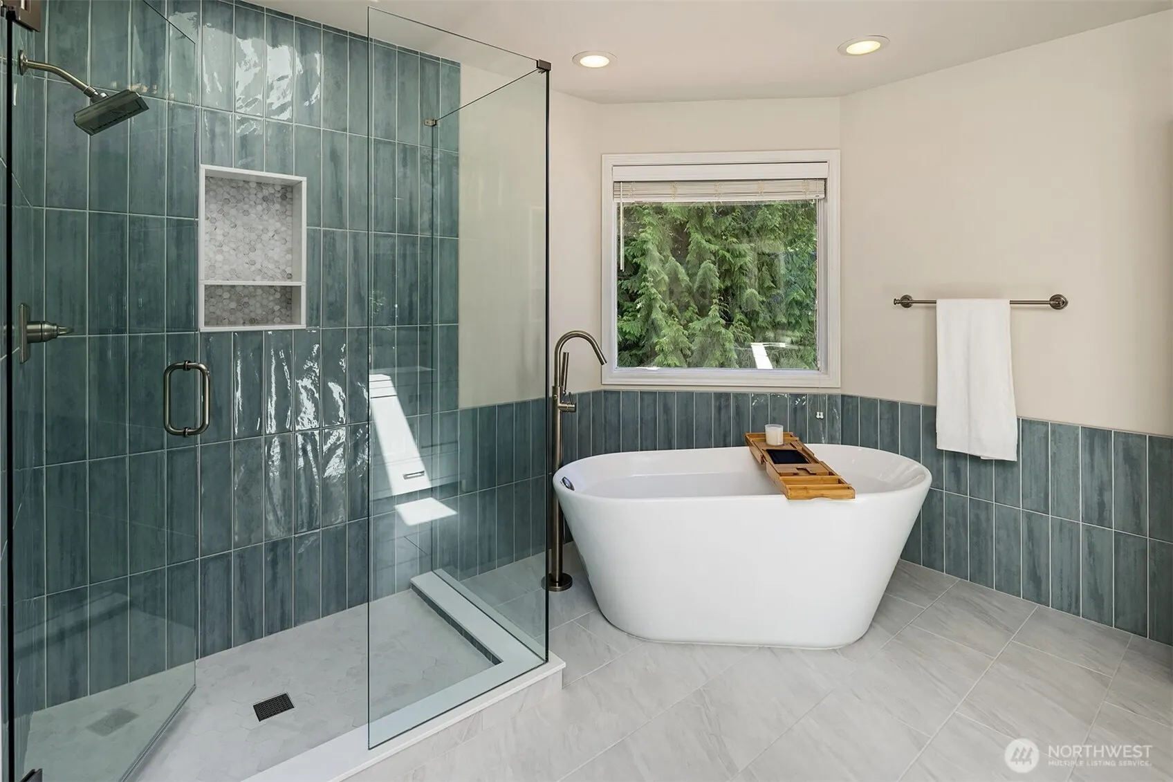 20227 188th Avenue NE, Woodinville, WA 98077-8800