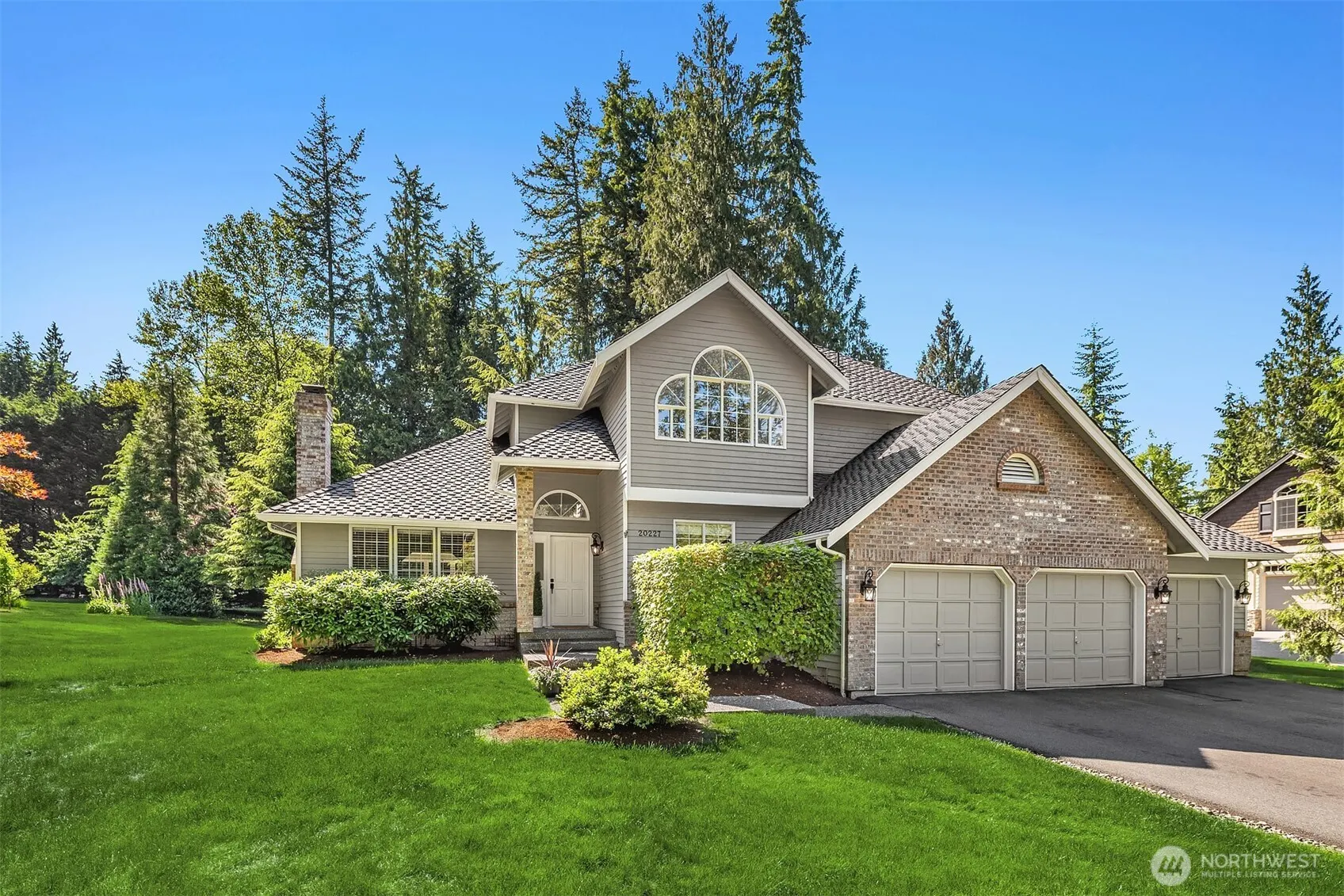 20227 188th Avenue NE, Woodinville, WA 98077-8800