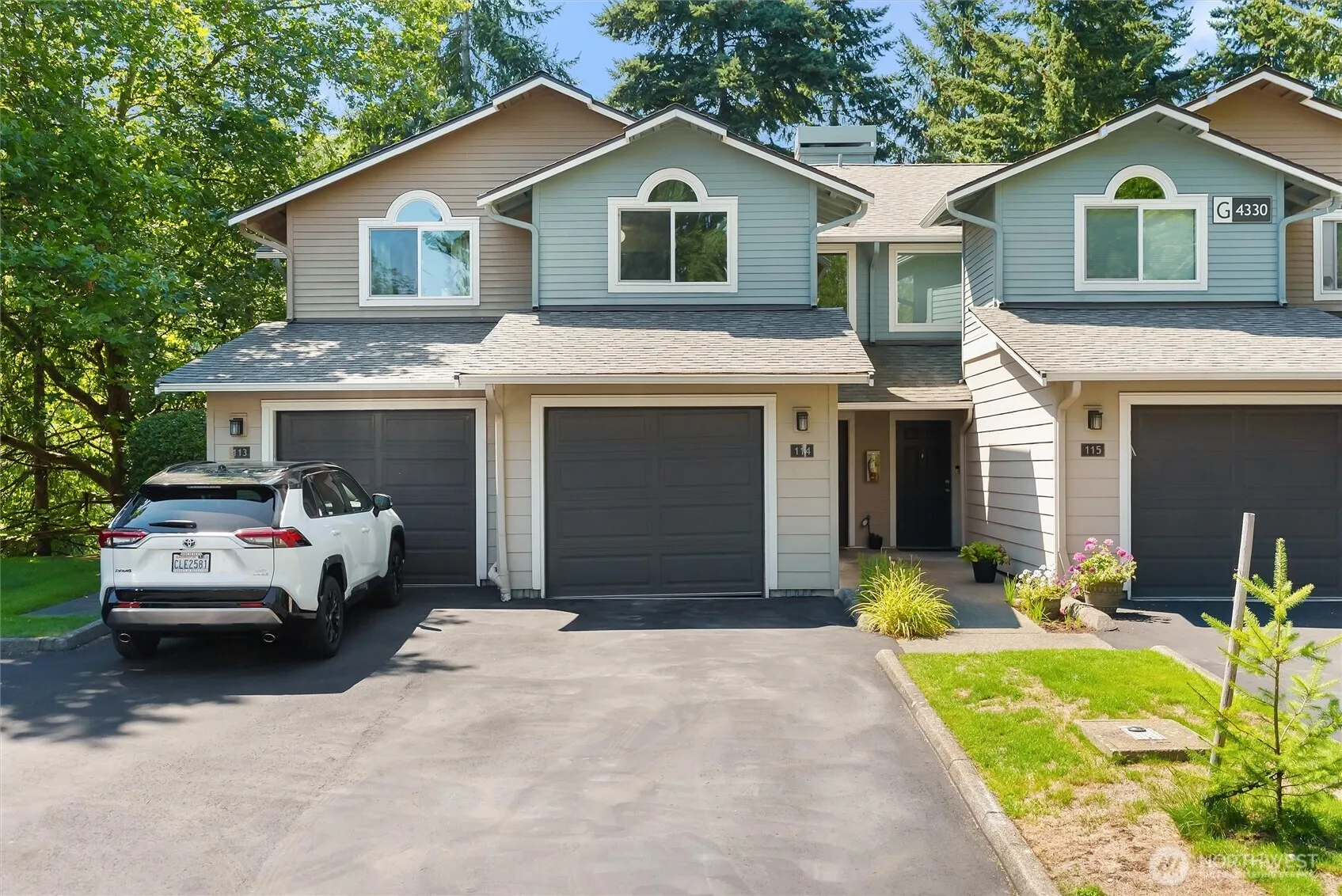 4330 W Lake Sammamish Prkway Parkway SE #G114, Issaquah, WA 98027