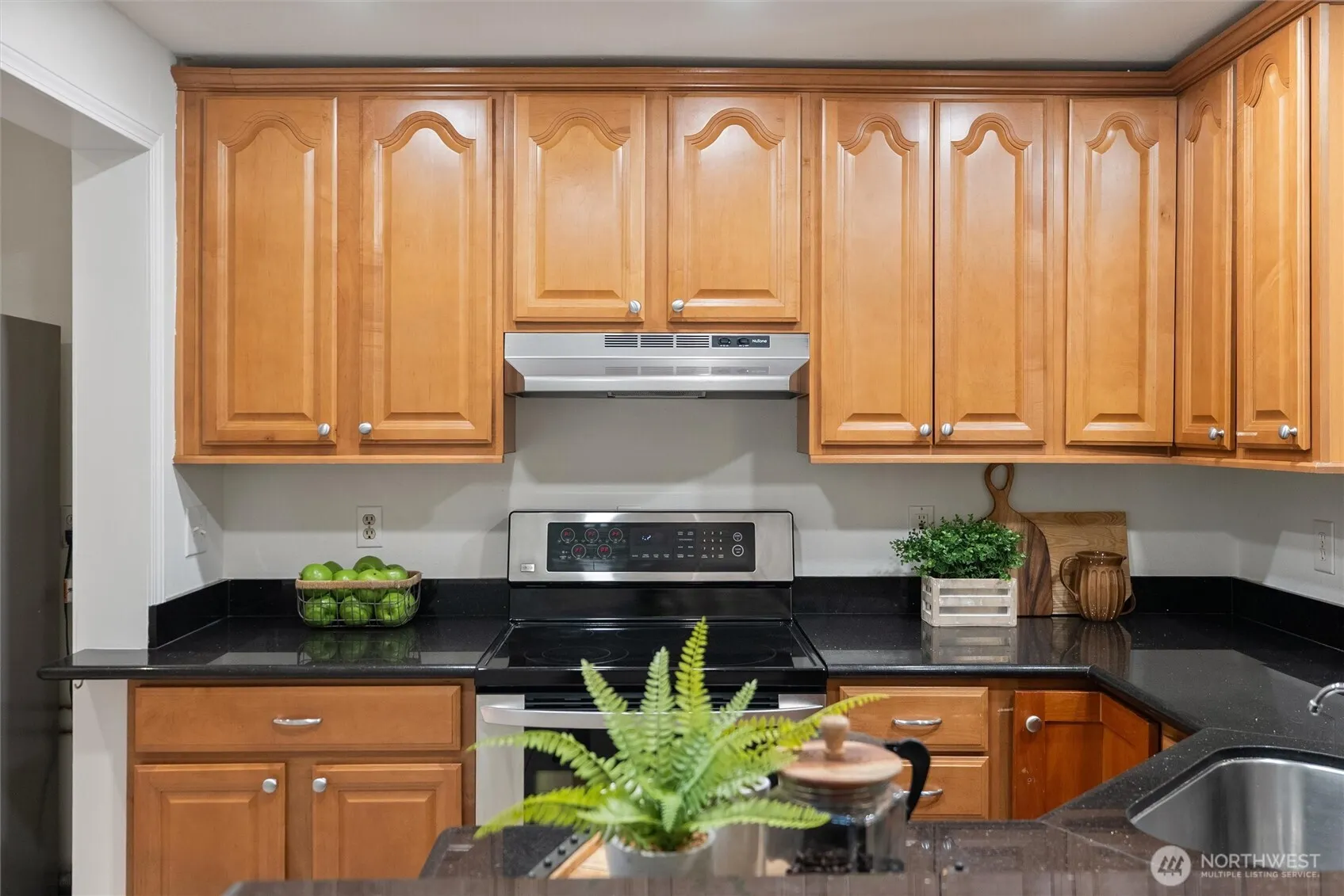 4330 W Lake Sammamish Prkway Parkway SE #G114, Issaquah, WA 98027