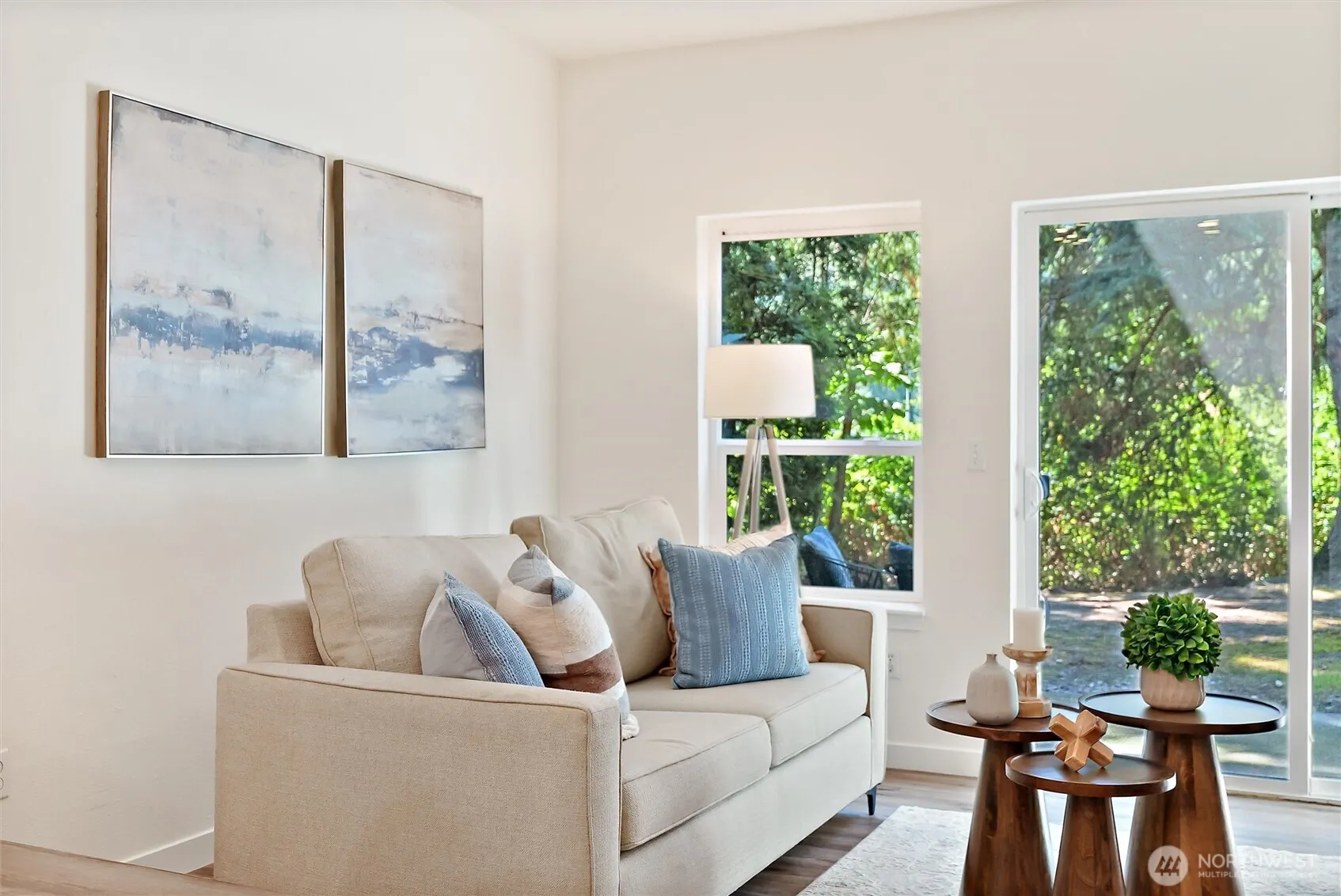 4330 W Lake Sammamish Prkway Parkway SE #G114, Issaquah, WA 98027