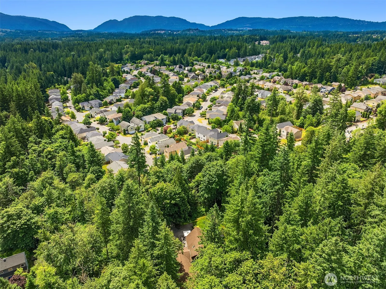25112 SE 17th Street , Sammamish, WA 98075