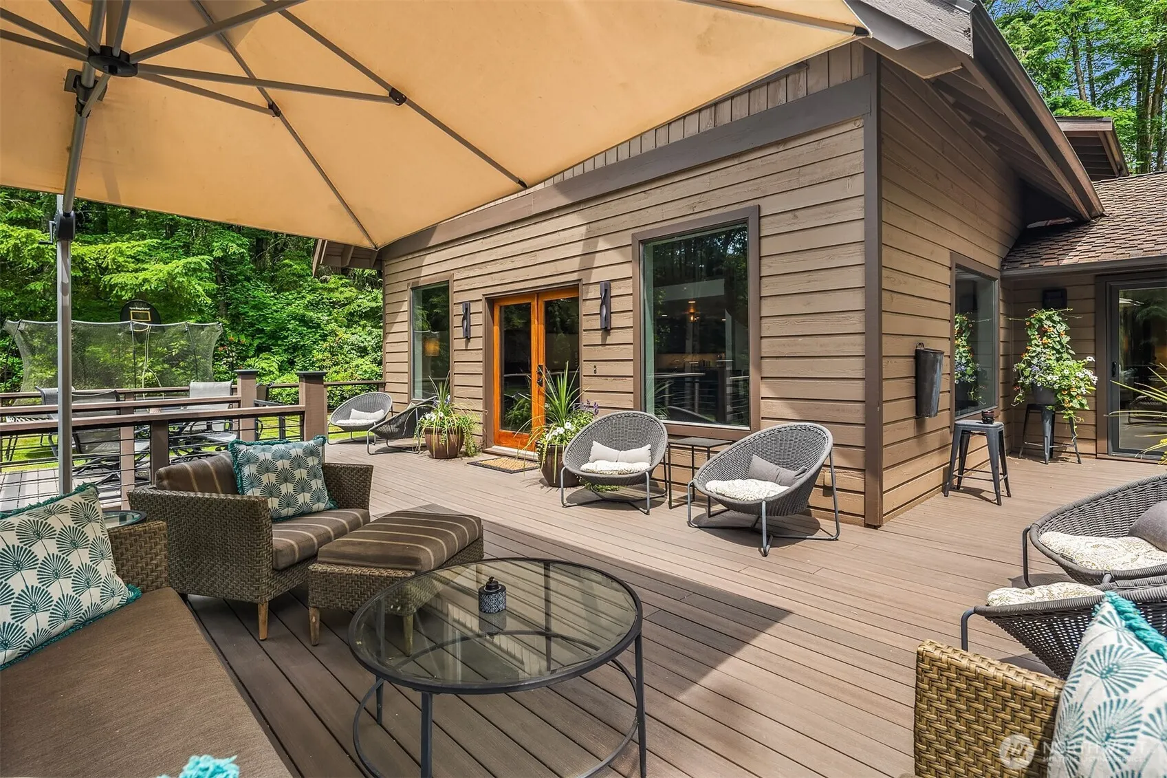 25112 SE 17th Street , Sammamish, WA 98075