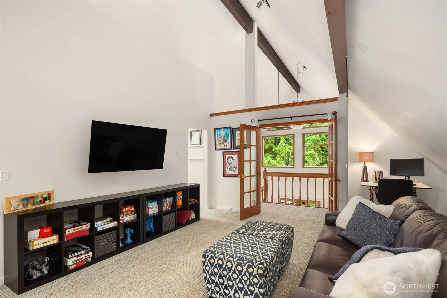 25112 SE 17th Street , Sammamish, WA 98075