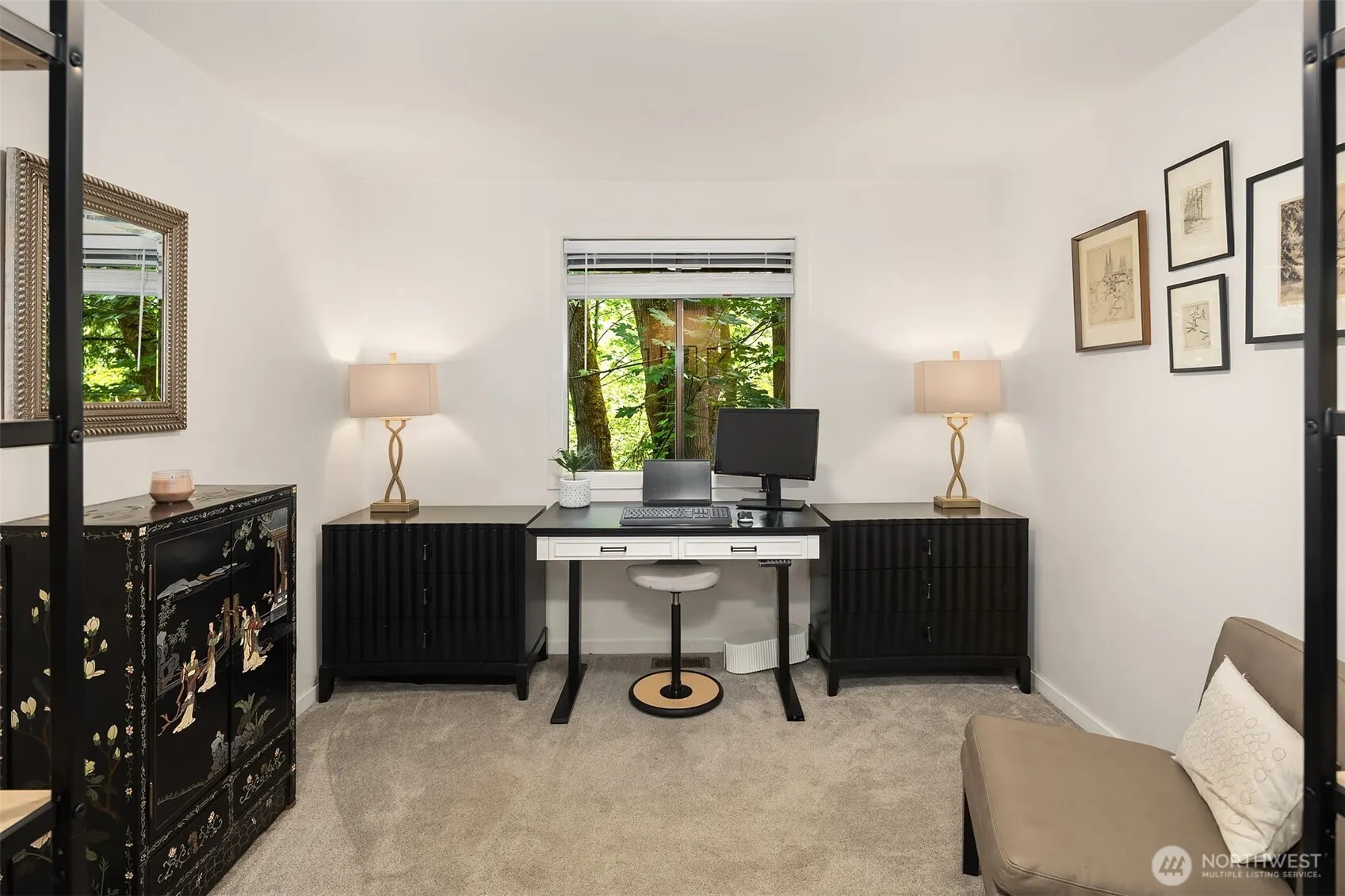 25112 SE 17th Street , Sammamish, WA 98075