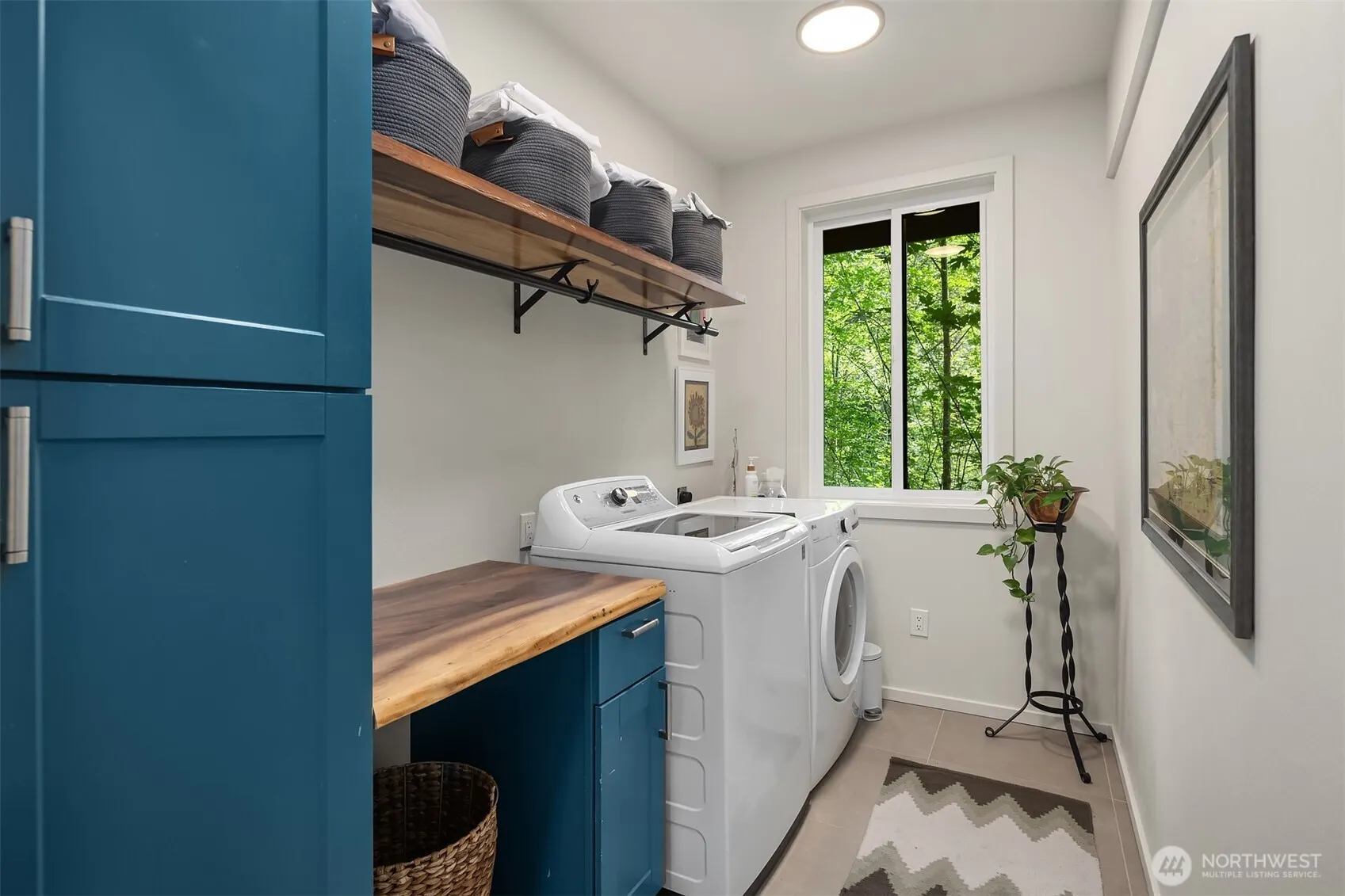 25112 SE 17th Street , Sammamish, WA 98075