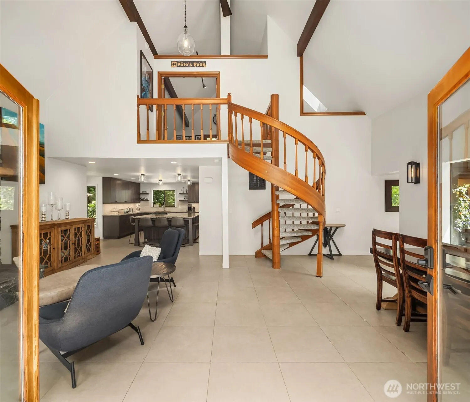 25112 SE 17th Street , Sammamish, WA 98075