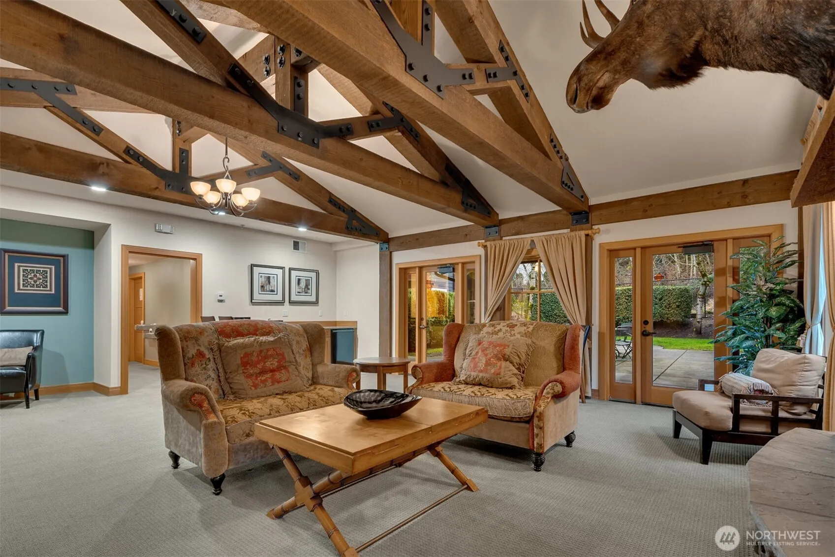 18707 SE Newport Way #208, Issaquah, WA 98027