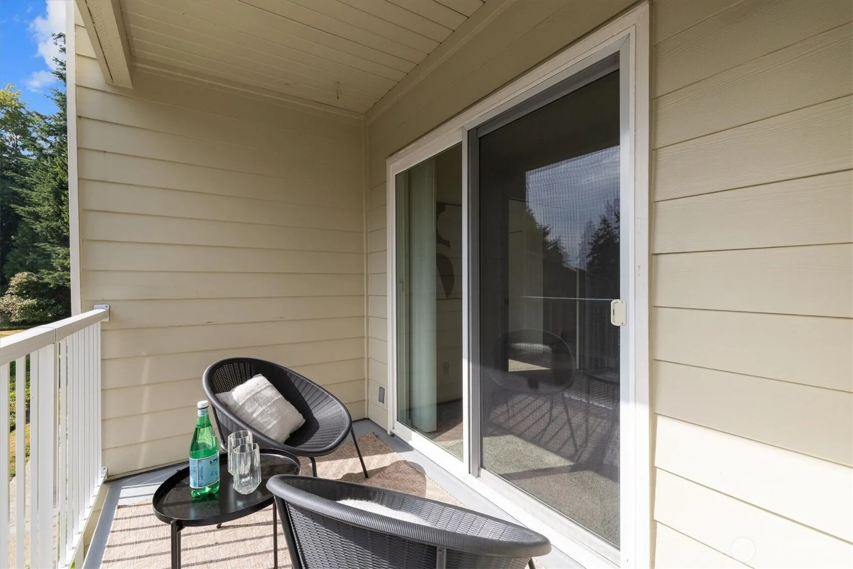 9484 Redmond-Woodinville Road NE #C-205, Redmond, WA 98052