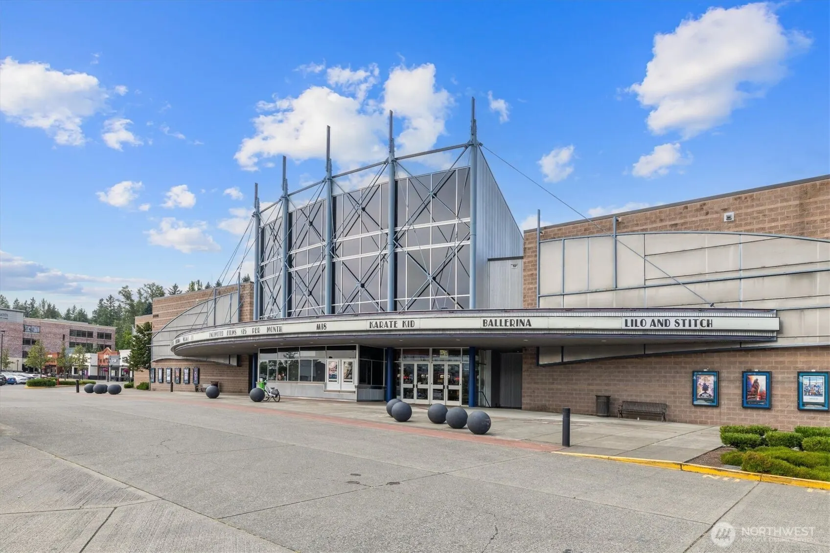 9484 Redmond-Woodinville Road NE #C-205, Redmond, WA 98052