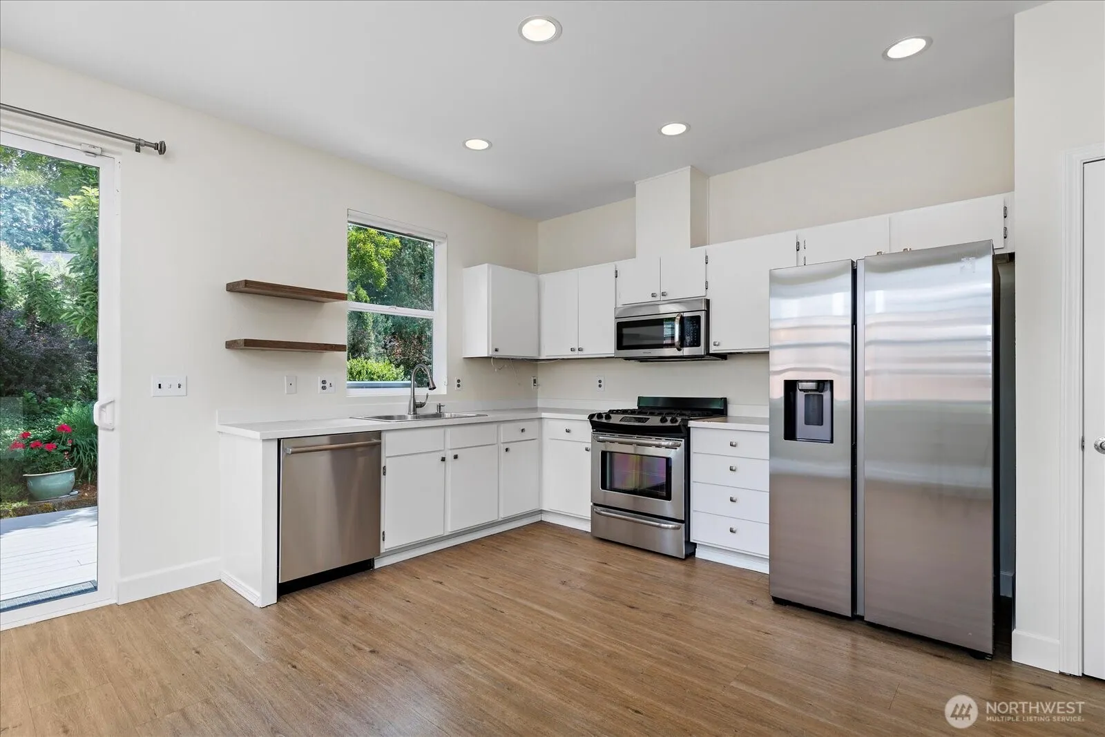 13720 231st Lane NE, Redmond, WA 98053