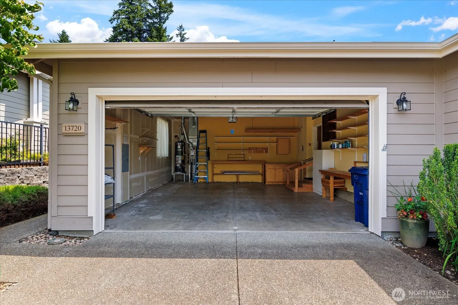 13720 231st Lane NE, Redmond, WA 98053
