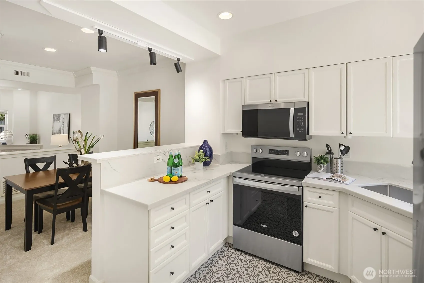 1900 132nd Avenue SE #I-23, Bellevue, WA 98005-3965