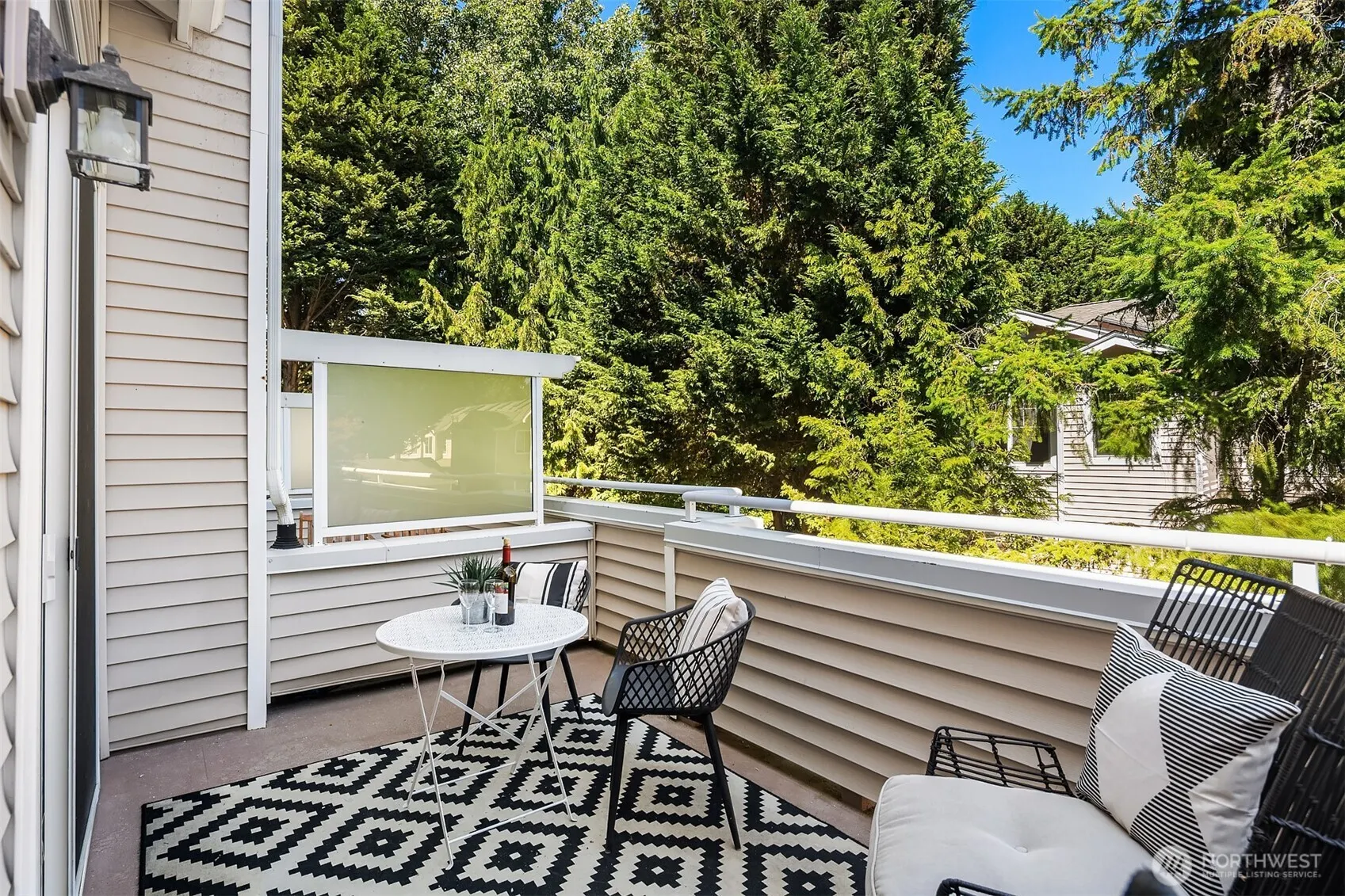 1900 132nd Avenue SE #I-23, Bellevue, WA 98005-3965