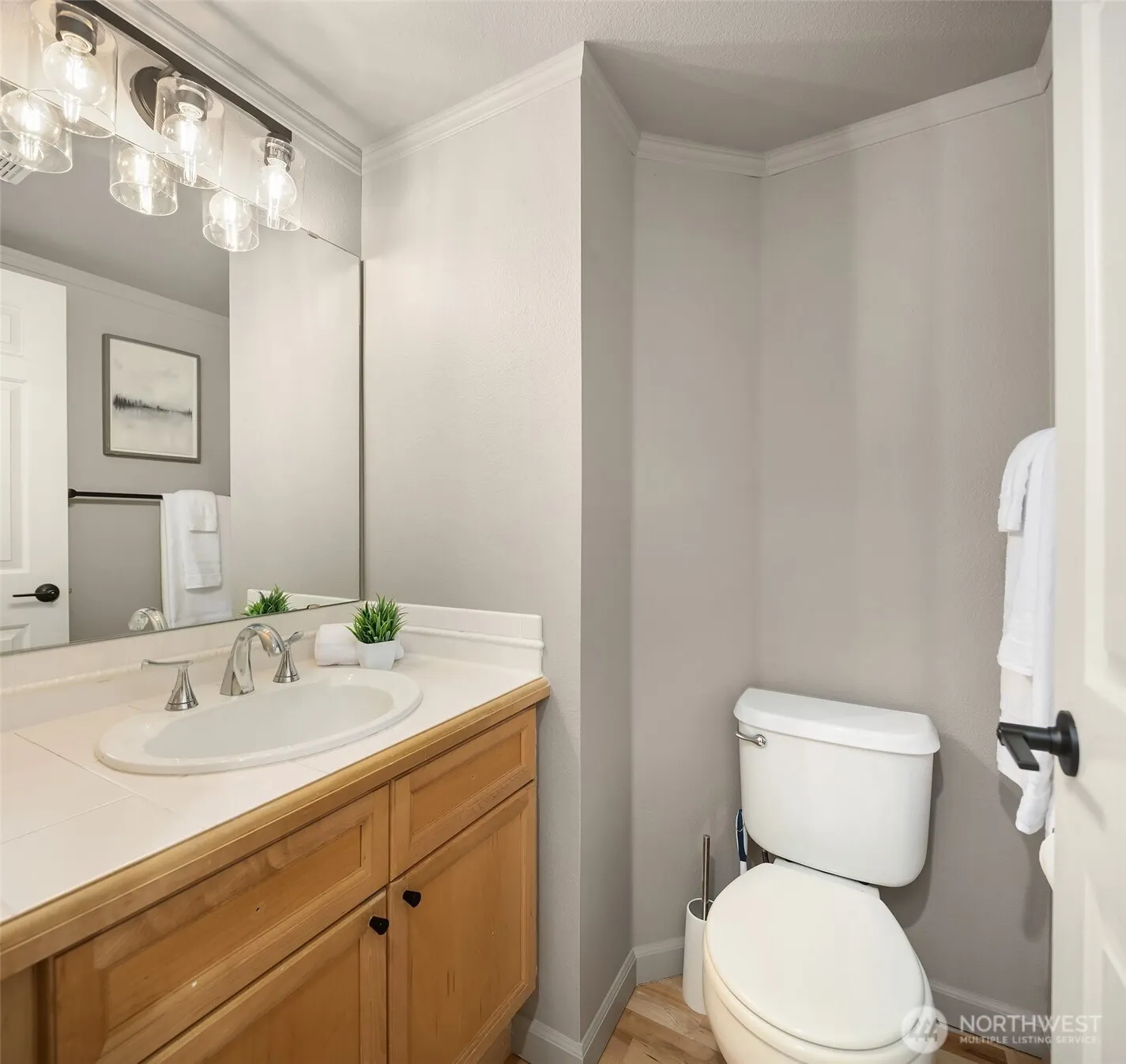 1900 132nd Avenue SE #I-23, Bellevue, WA 98005-3965