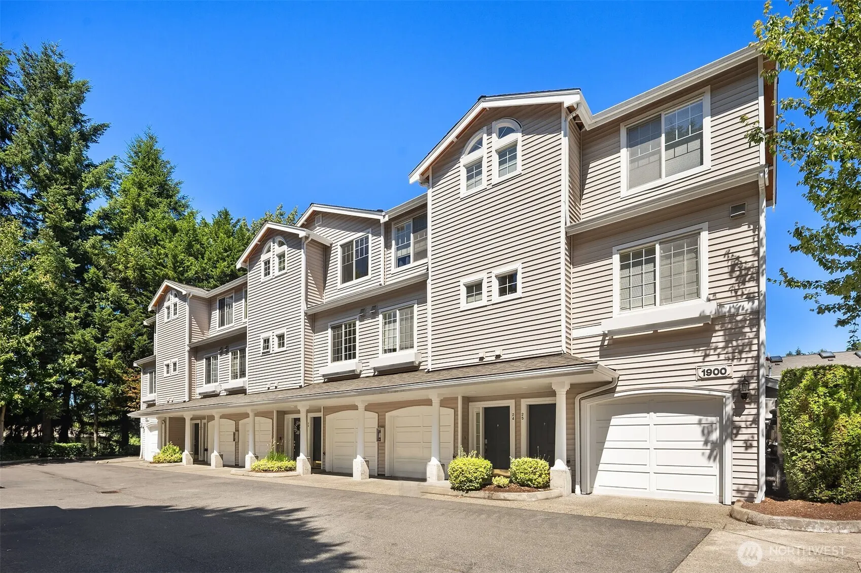 1900 132nd Avenue SE #I-23, Bellevue, WA 98005-3965
