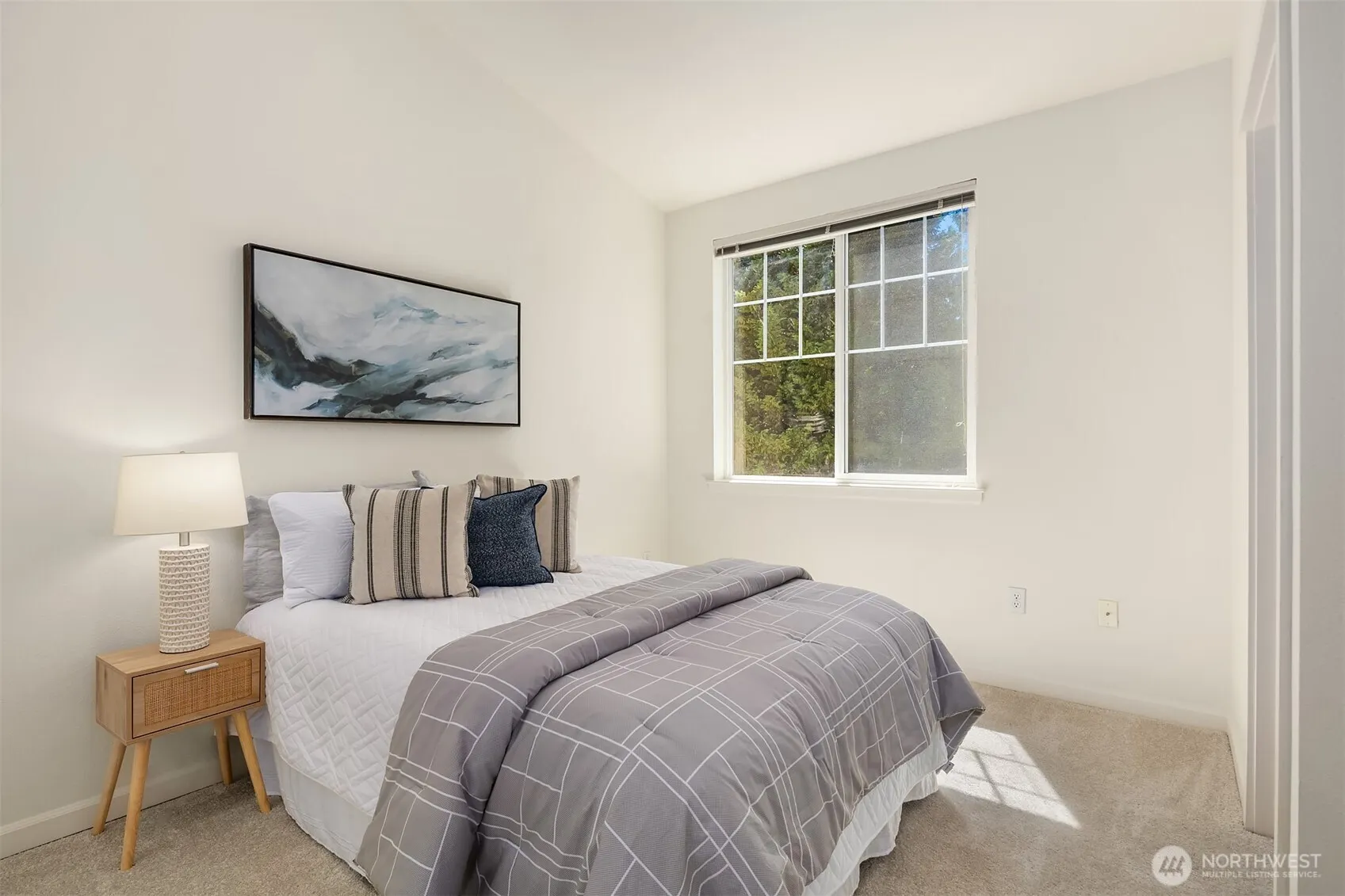1900 132nd Avenue SE #I-23, Bellevue, WA 98005-3965