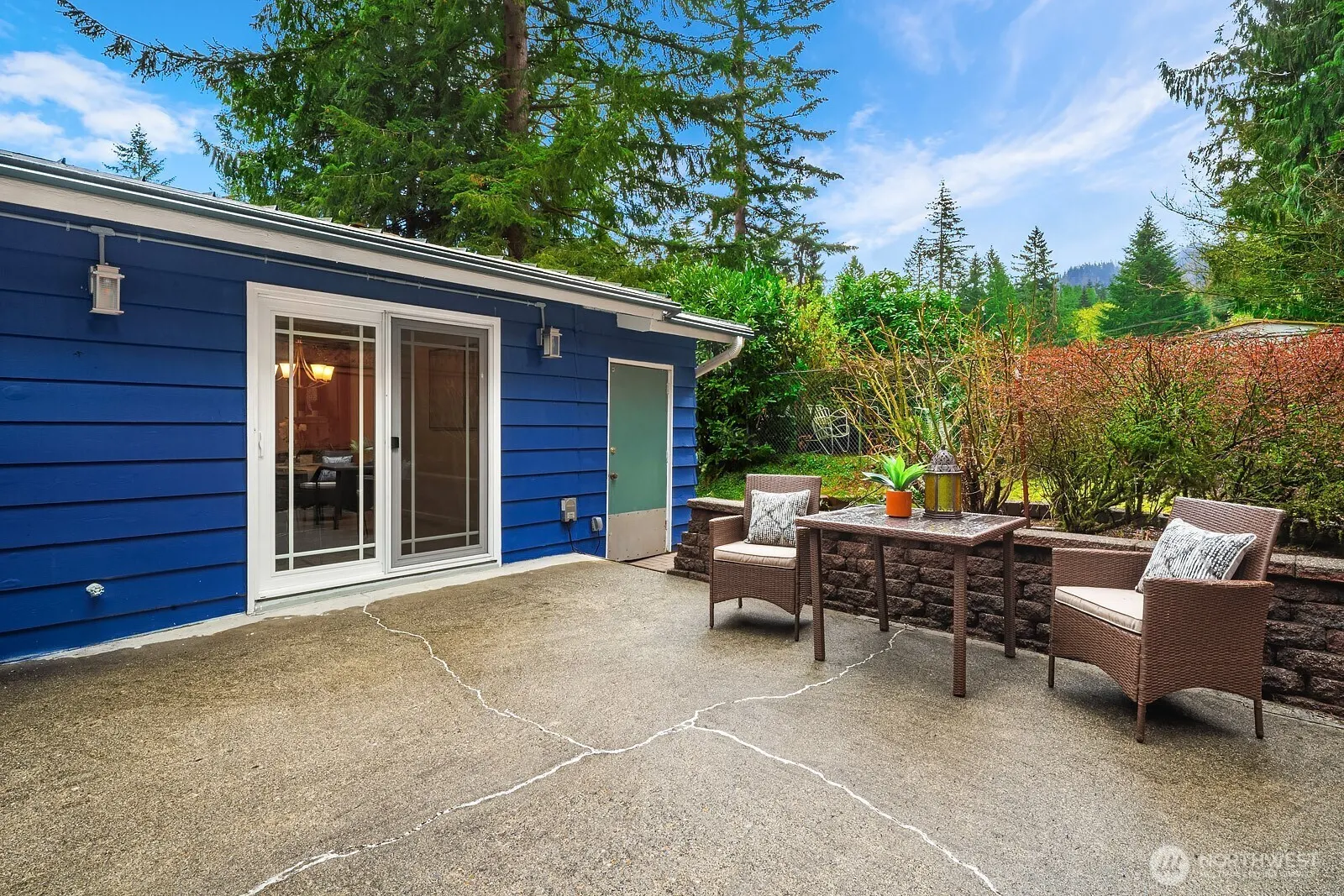 475 Mt Hood Drive SW, Issaquah, WA 98027