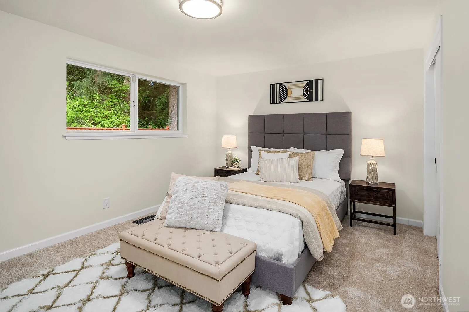 475 Mt Hood Drive SW, Issaquah, WA 98027