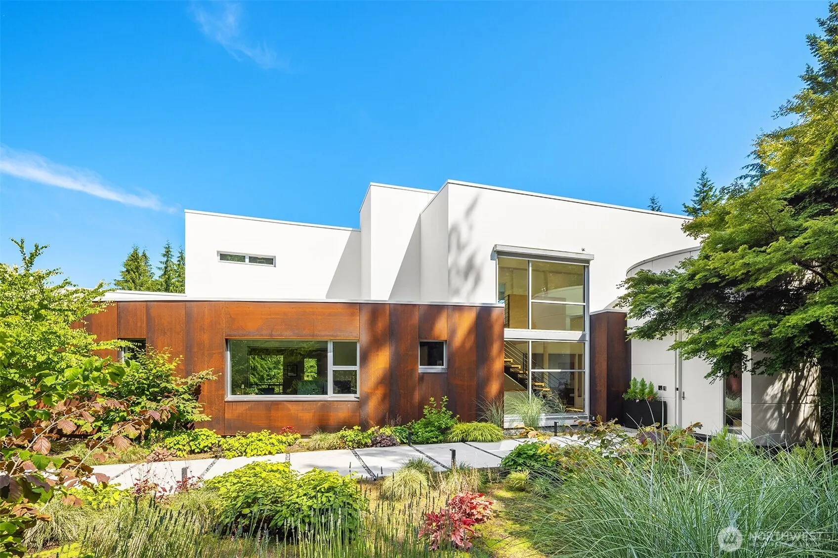 25209 NE 108th Street , Redmond, WA 98053-5825