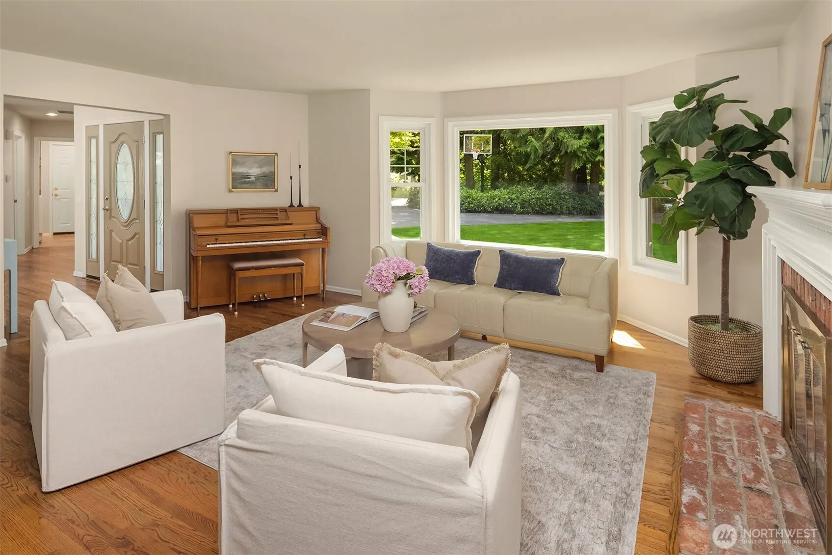 19006 185th Avenue NE, Woodinville, WA 98077