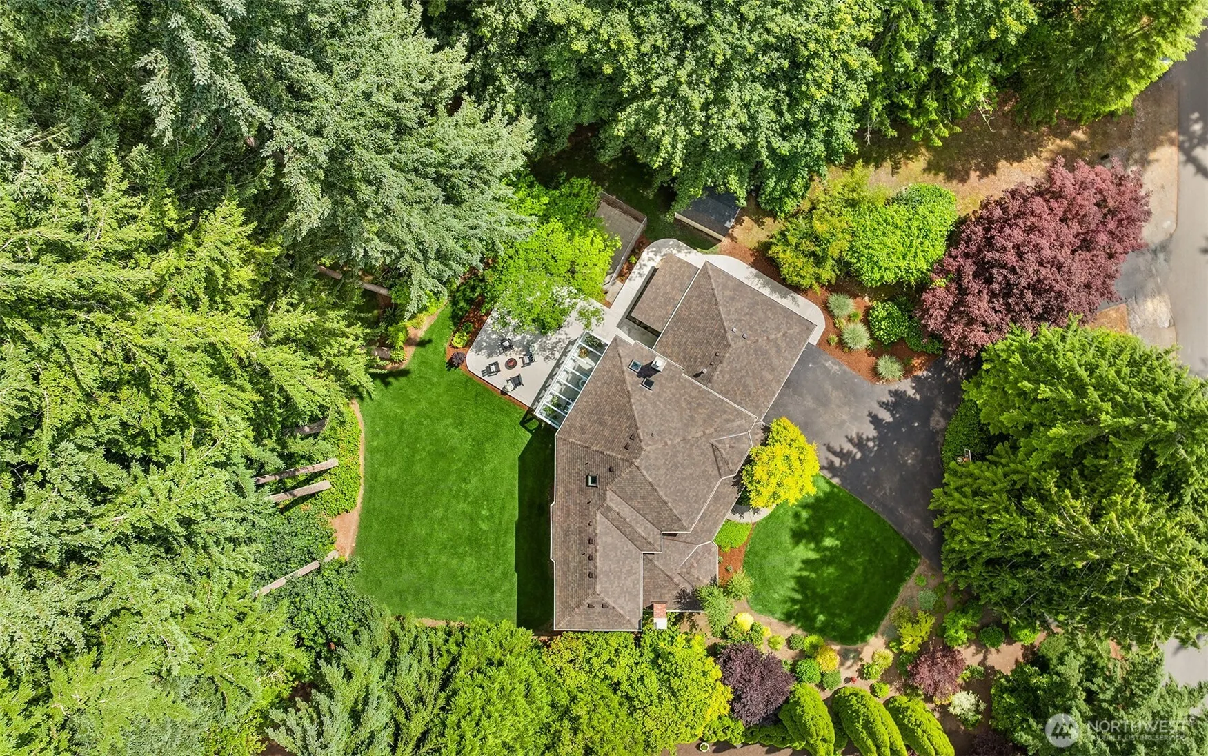 19006 185th Avenue NE, Woodinville, WA 98077